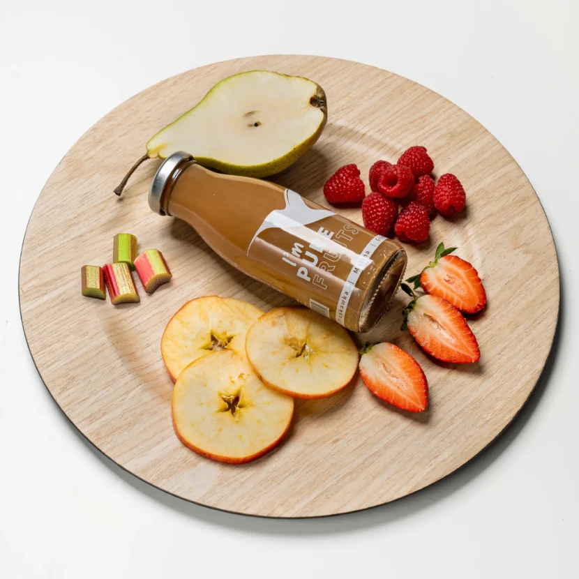 Sok PURE FRUITS z truskawką, maliną i rabarbarem 15x250ml - obrazek 4